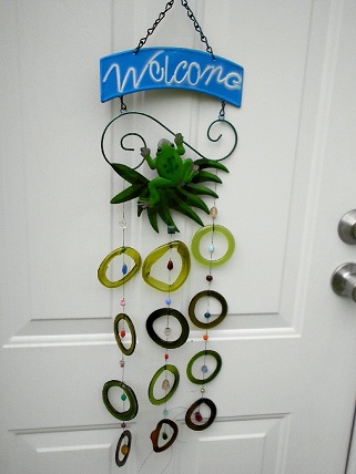 Welcome Frog with Green Rings - Glass Wind Chimes
