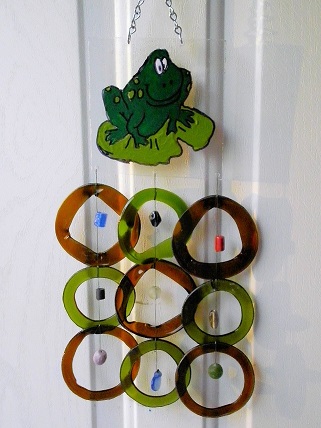 Frog with Green & Brown Rings - Glass Wind Chimes