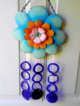 Large Blue Flower with Blue Rings - Glass Wind Chimes